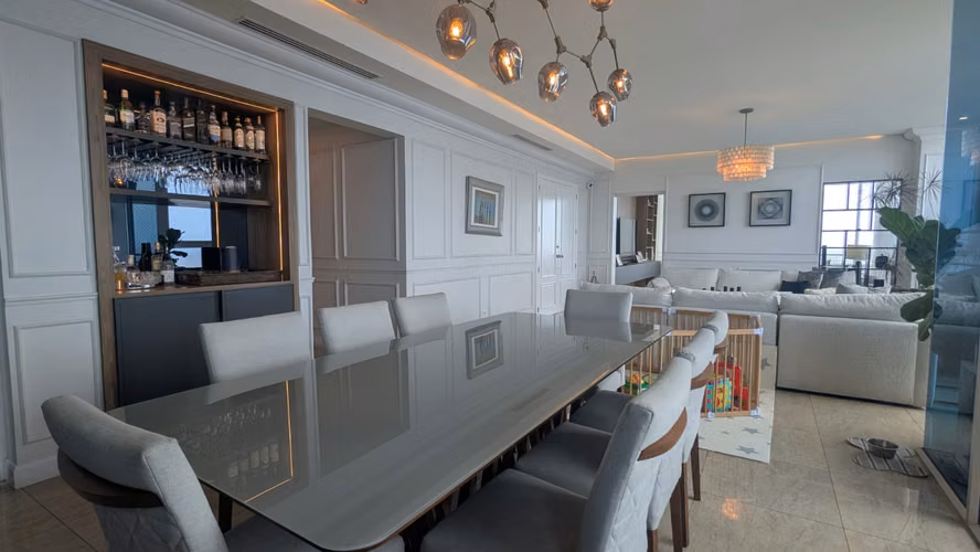 Lujoso Penthouse Renovado con Vista Ininterrumpida al Mar | Costa del Este - Imagen 3