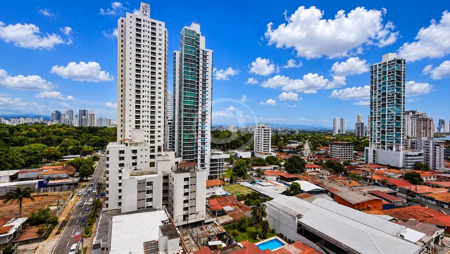 Alquiler Apartamento Quartier 74 Vistas Panorámicas cerca Parque Omar - Imagen 12