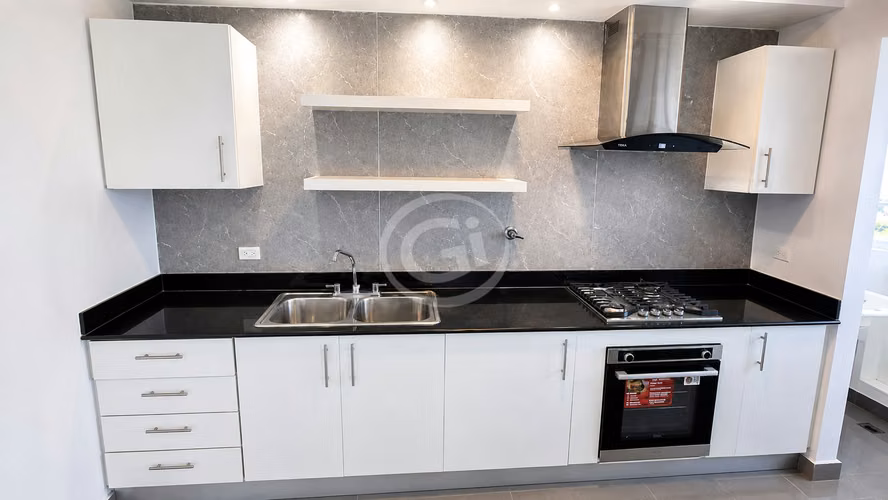 Alquiler Apartamento Quartier 74 Vistas Panorámicas cerca Parque Omar - Imagen 8