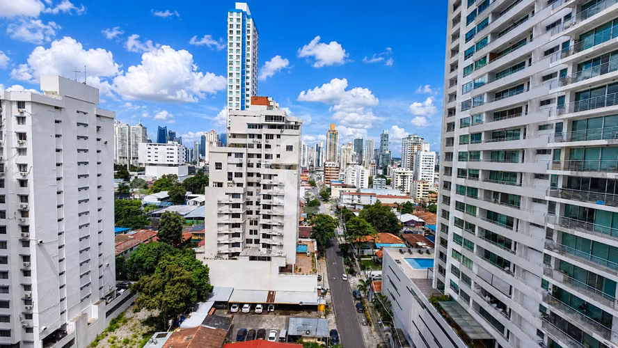 Alquiler Apartamento Quartier 74 Vistas Panorámicas cerca Parque Omar - Imagen 4