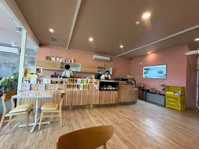 ESPACIO PARA RESTAURANTE/CAFE EN ALQUILER – 155 m² - Imagen 3