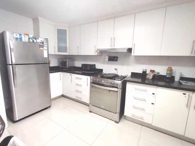 Venta de apartamento amoblado en PH Rocamar, Av. Balboa. EAR - Imagen 11