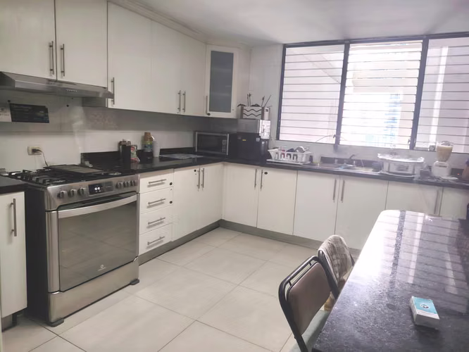 Venta de apartamento amoblado en PH Rocamar, Av. Balboa. EAR - Imagen 10
