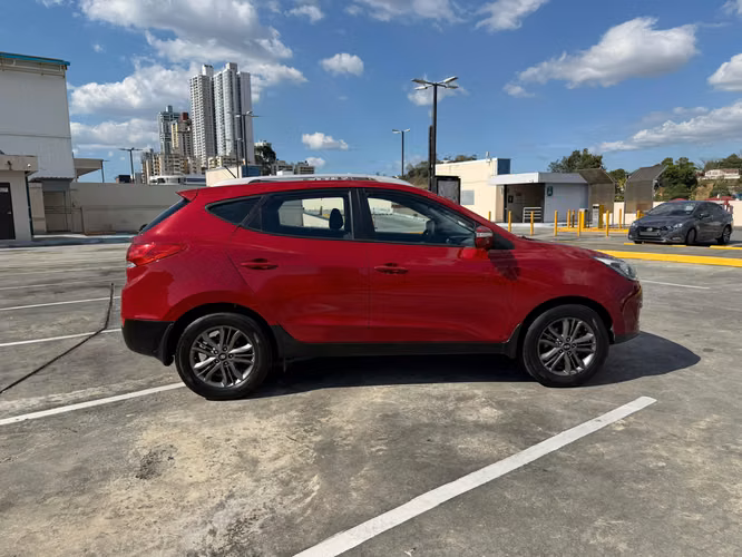 HYUNDAI TUCSON 2014 8,900.00$ - Imagen 6