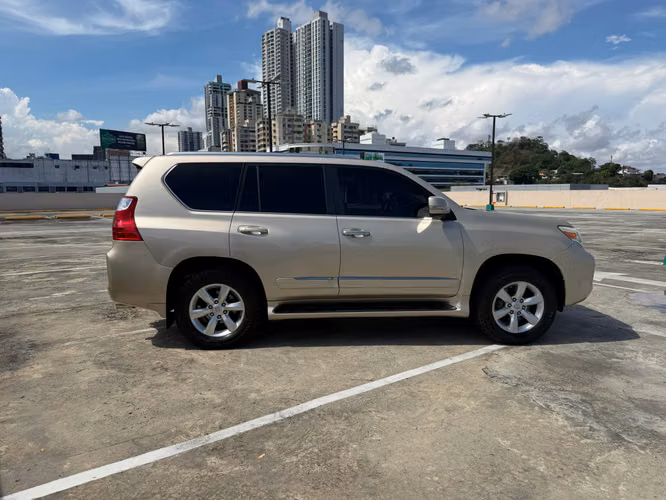 LEXUS GX460 2012 15,900.00$ - Imagen 6
