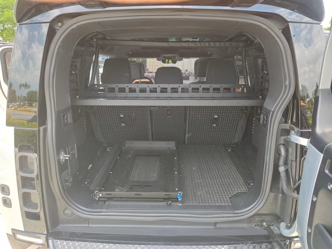 Land Rover Defender - Imagen 11