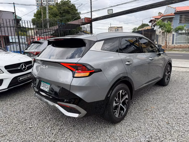 KIA SPORTAGE 2023 AUTOMATICO MODELO NUEVO - Imagen 8