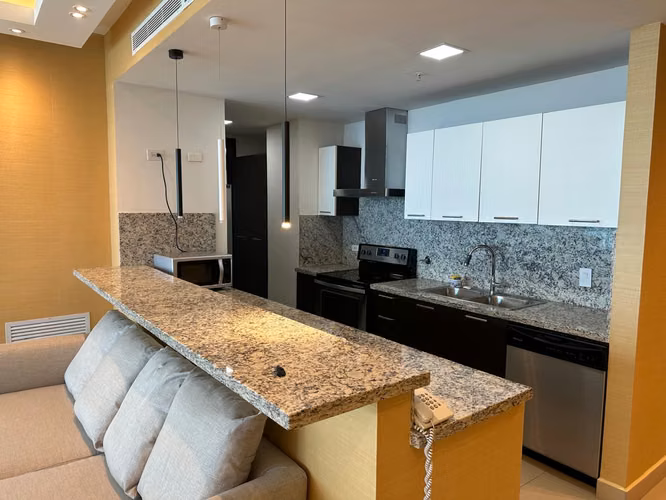 Alquilo Oceanaire Amob Vista al mar $2,500 - Imagen 7