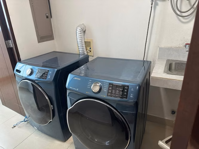 Alquilo Oceanaire Amob Vista al mar $2,500 - Imagen 9