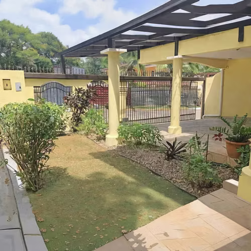 Casa en Ancon con Amplia Terraza - Imagen 14