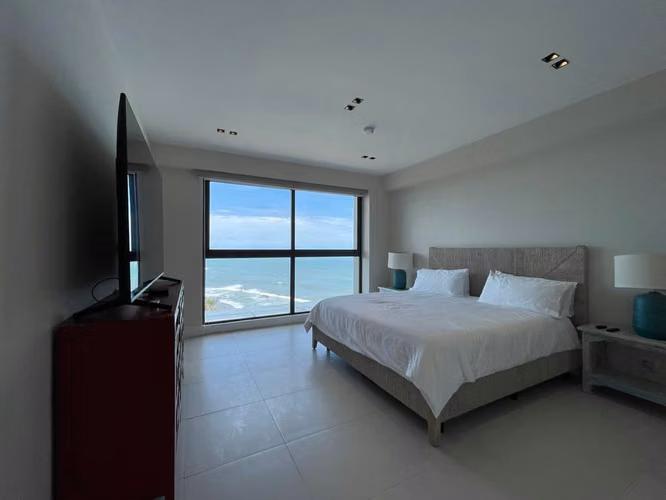 Punta Caelo. 466mts 4r 4.5b amoblado terraza $1,200,000.00neg - Imagen 15