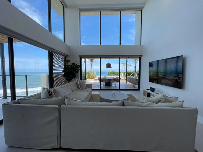 Punta Caelo. 466mts 4r 4.5b amoblado terraza $1,200,000.00neg - Imagen 3