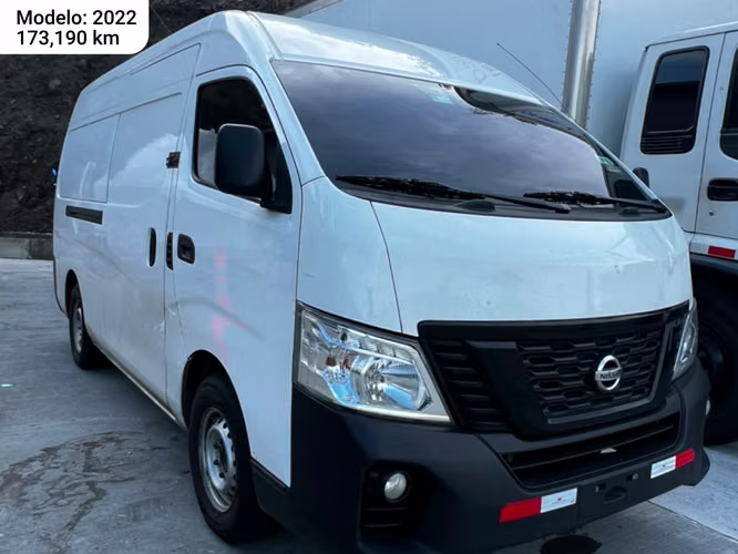 NISSAN URVAN EN 15,500 NEGOCIABLE (5 UND DISPONIBLE) - Imagen 4