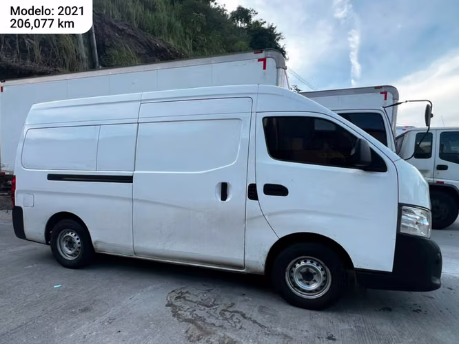 NISSAN URVAN EN 15,500 NEGOCIABLE (5 UND DISPONIBLE) - Imagen 2