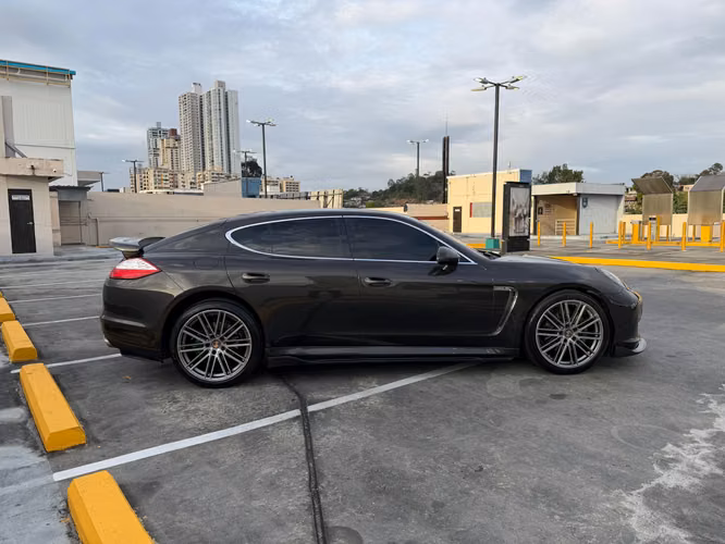PORSCHE PANAMERA S 2011 16,900.00$ - Imagen 6