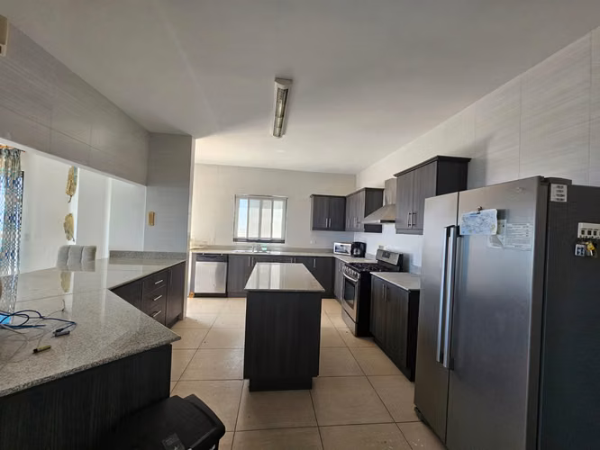 APARTAMENTO FRENTE AL MAR EN VENTA – PH LAS OLAS - Imagen 14