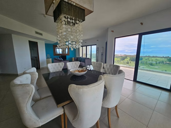 APARTAMENTO FRENTE AL MAR EN VENTA – PH LAS OLAS - Imagen 4
