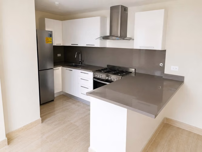 Apartamento en Costa del Este Linea Blanca I Amplio Balcón con vista al mar y a la ciudad - Imagen 8