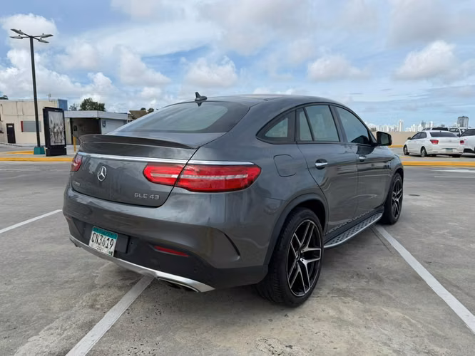 MERCEDES BENZ GLE43 AMG 2018 30,900.00$