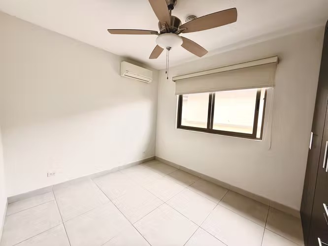 Alquilo hermosa casa duplex en Panama Pacifico
