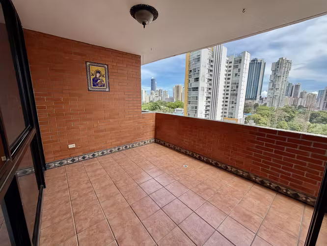 VENTA AMPLIO APARTAMENTO FAMILIAR 3 RECÁMARAS - Imagen 4