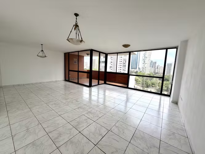 VENTA AMPLIO APARTAMENTO FAMILIAR 3 RECÁMARAS - Imagen 2