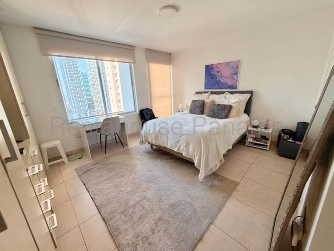 Se Vende Apartamento en Costa del Este MDV27-1286
