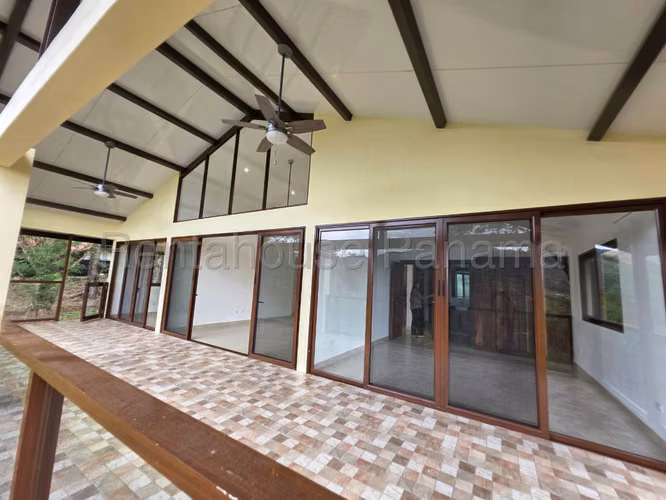 VENTA DE CASA EN SORA  - ALTOS DE MARIA - Imagen 12