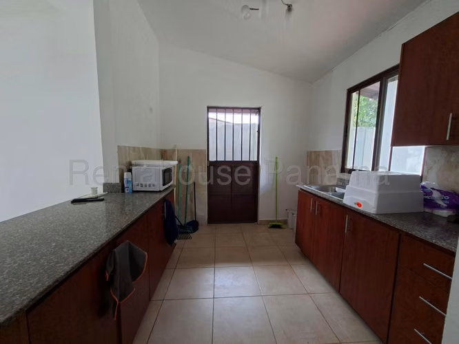 ALQUILER DE CASA ARRAIJAN GM - Imagen 7