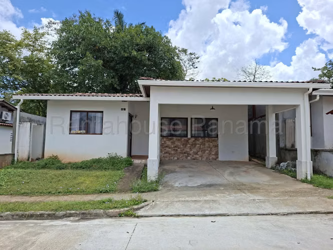 ALQUILER DE CASA ARRAIJAN GM