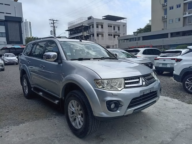 Mitsubishi Nativa 2016