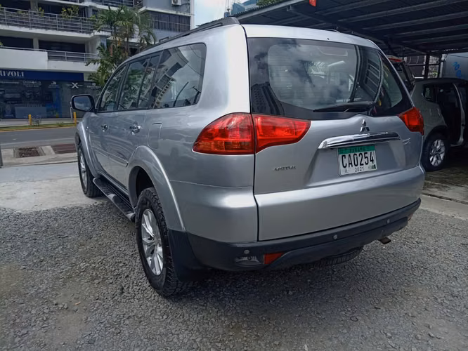 Mitsubishi Nativa 2016