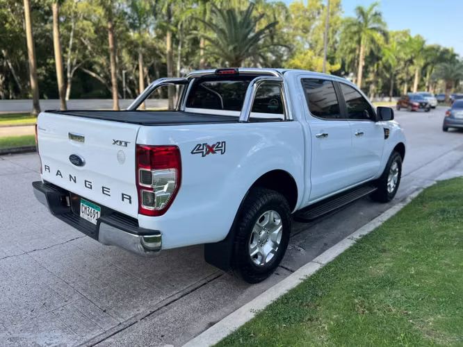FORD RANGER 2018 XLT MANTENIMIENTO DE AGENCIA - Imagen 4