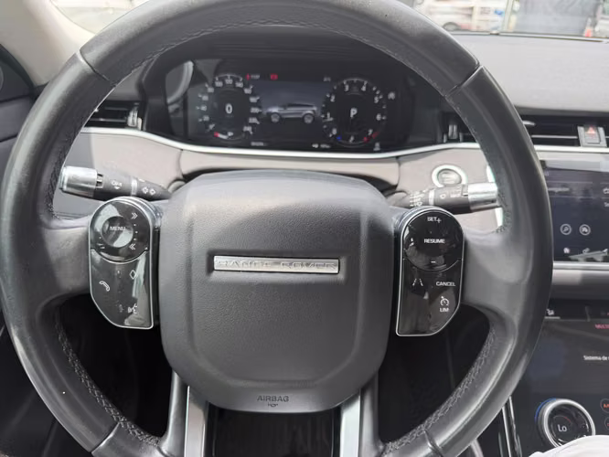 Land Rover Evoque 2020
