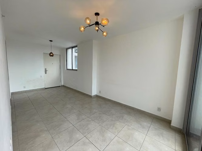  Apartamento en venta – 12 de Octubre - Imagen 2