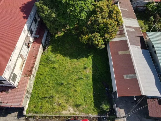 Terreno en venta de 880m2 en Parque Lefevre
