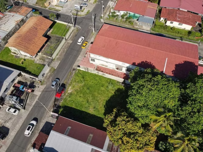 Terreno en venta de 880m2 en Parque Lefevre - Imagen 3