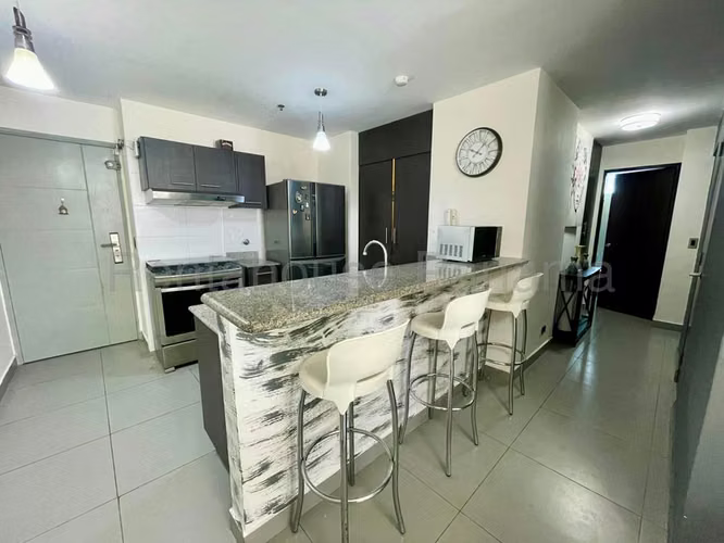 Apartamento Amoblado en Venta en Colores de Bella Vista CIG258398