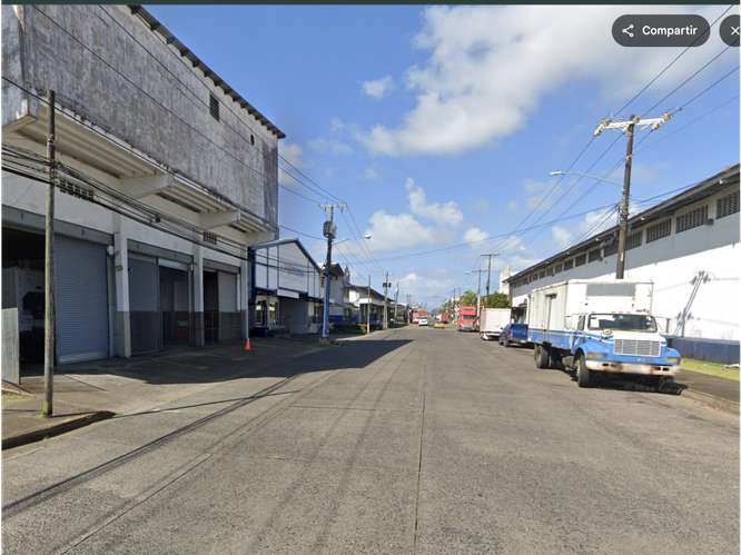 COLON / ZONA LIBRE / GALERA COMERCIAL FRANCE FIELD / 1628M / 2 NIVELES
