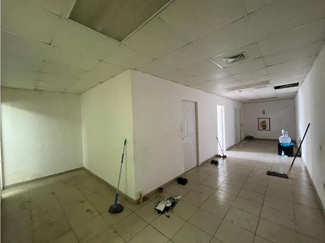 COLON / ZONA LIBRE / GALERA COMERCIAL FRANCE FIELD / 1628M / 2 NIVELES