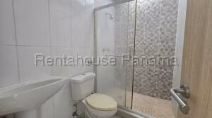Venta de Casa con 188m2 en Brisas del Golf PH Victoria 27-1271SR - Imagen 19