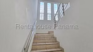 Venta de Casa con 188m2 en Brisas del Golf PH Victoria 27-1271SR - Imagen 10