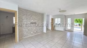 Venta de Casa con 188m2 en Brisas del Golf PH Victoria 27-1271SR - Imagen 3