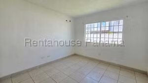 Venta de Casa con 188m2 en Brisas del Golf PH Victoria 27-1271SR - Imagen 17