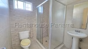 Venta de Casa con 188m2 en Brisas del Golf PH Victoria 27-1271SR - Imagen 14