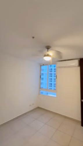 PH Alsacia Towers, 3 Recamaras, 2 Baños, con 4 Aires Acondicionados! - Imagen 11