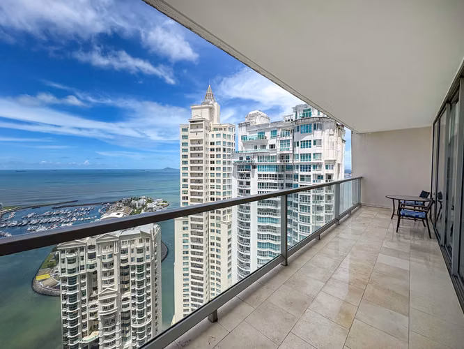 High Floor Condo in Punta Pacifica Panama