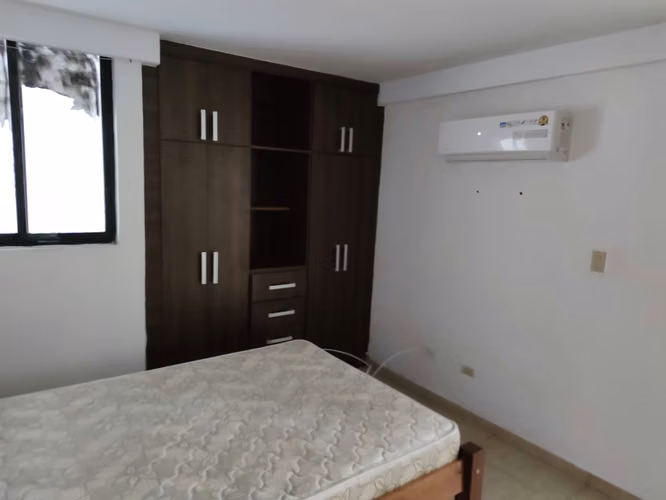 Apartamento en Condado del Rey con linea blanca y aires *NO BROKERS* - Imagen 18