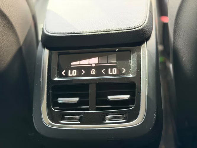 Volvo XC90 2018 - Imagen 15