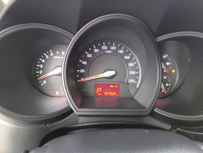 KIA RIO 2017 HB AUTOMATICO - Imagen 10